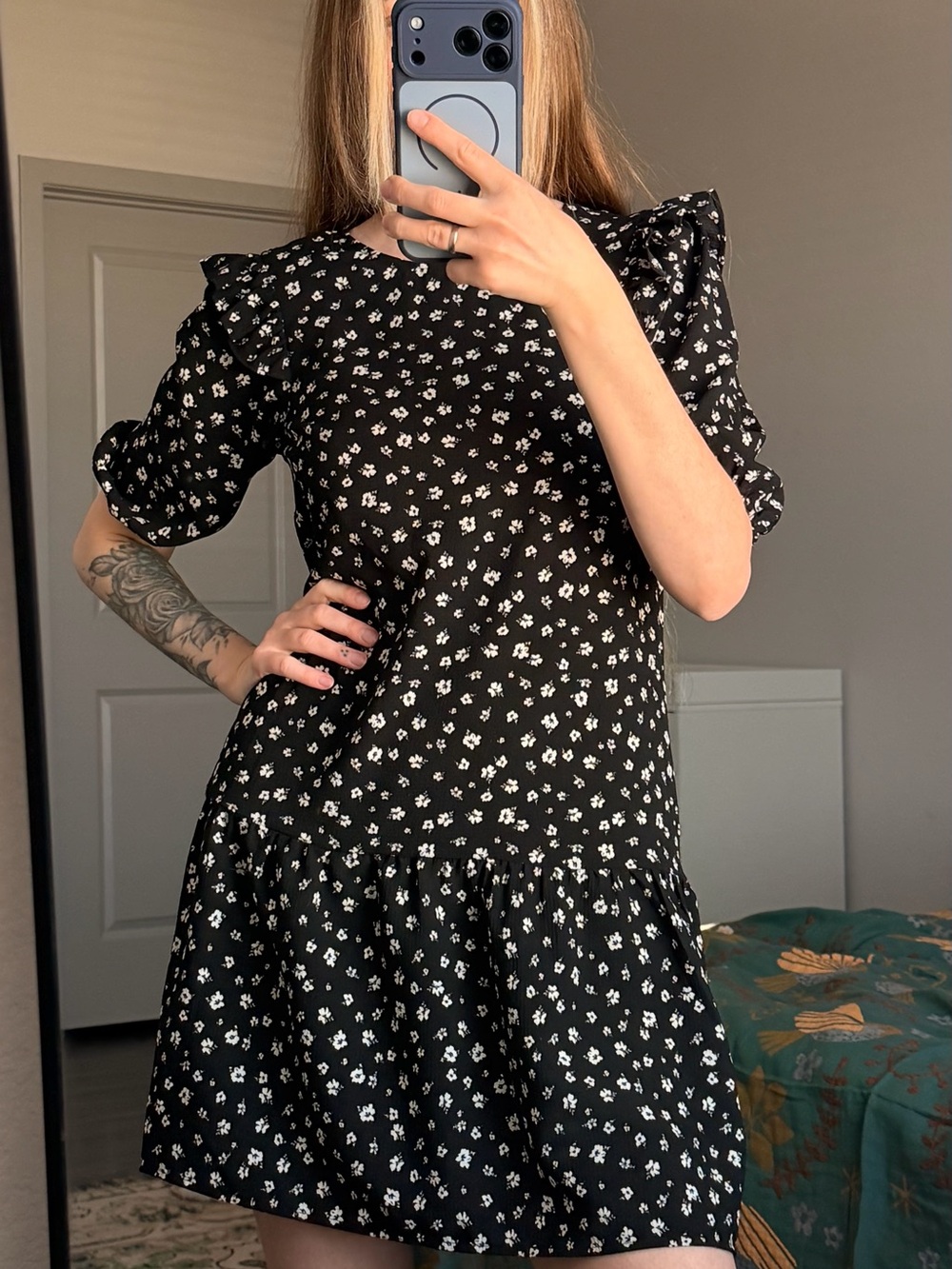 Pull&Bear Black Mini Dress with White Floral Print